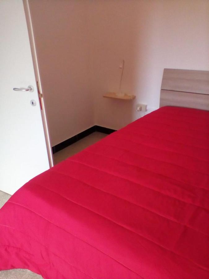 Mamena Bed & Breakfast Paestum Bagian luar foto