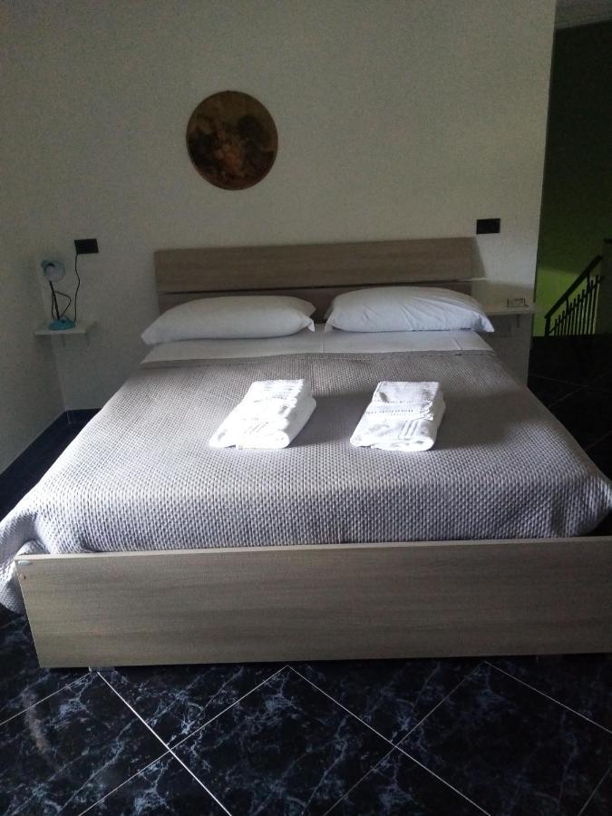 Mamena Bed & Breakfast Paestum Bagian luar foto